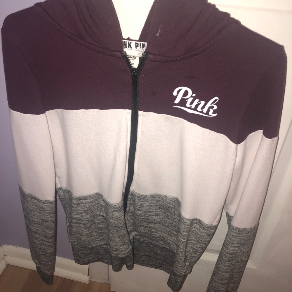 pink sweater.